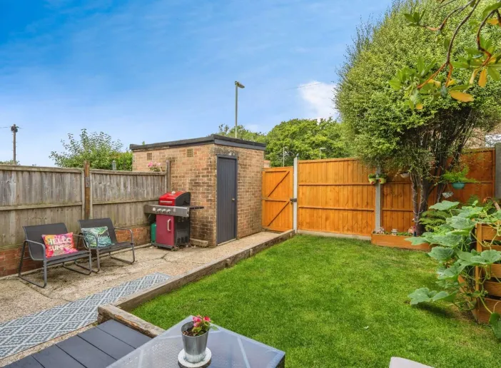 3 bed House