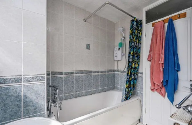 3 bed House