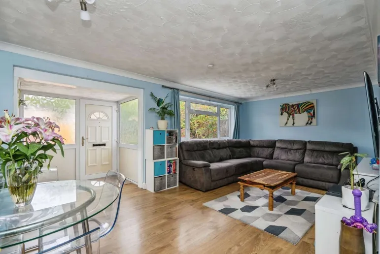 3 bed House