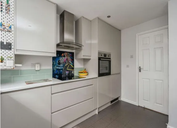 3 bed House