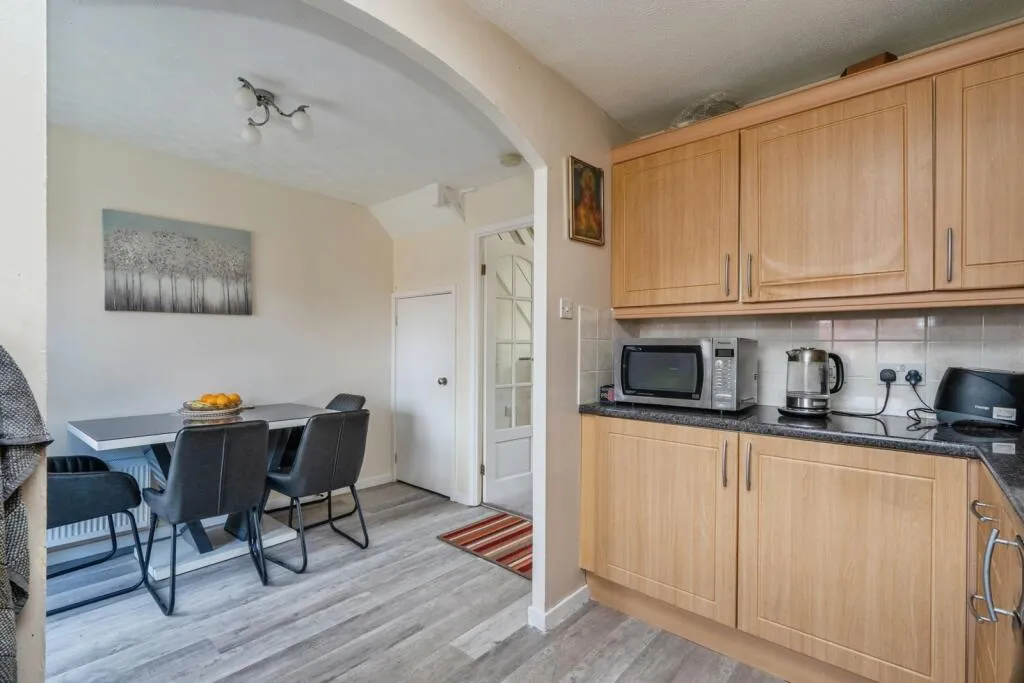 3 bed Semi-Detached