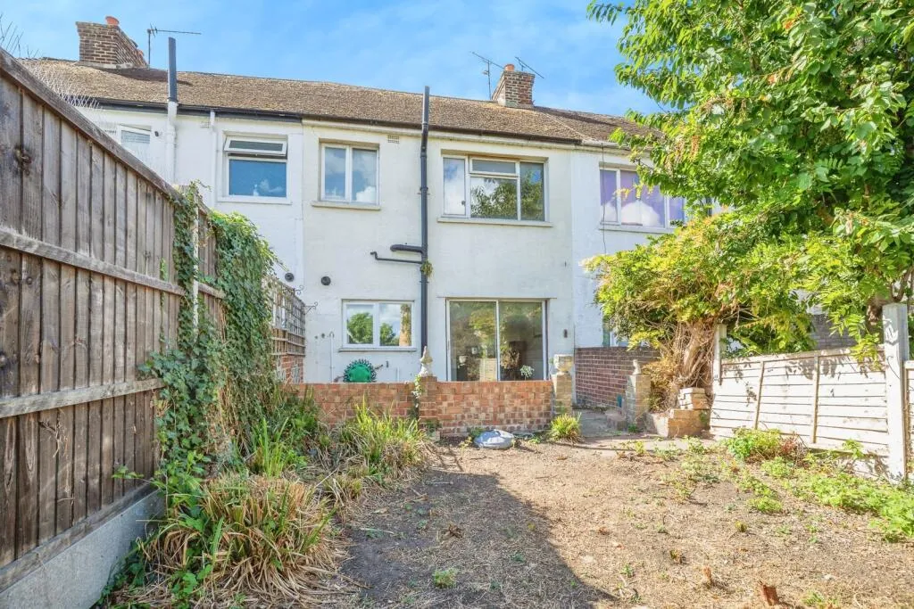 3 bed Terraced