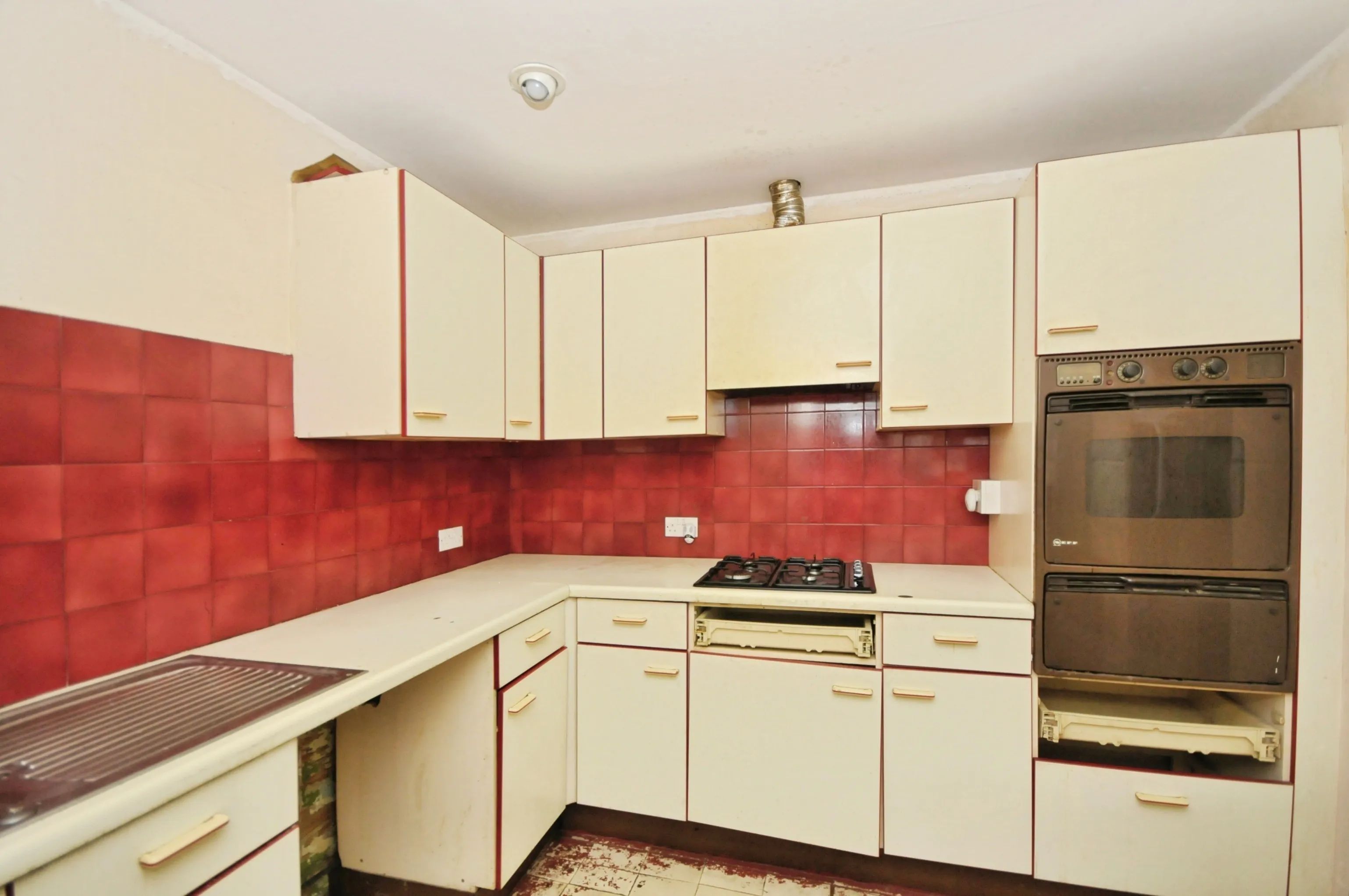 3 bed Terraced