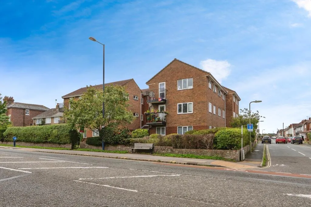2 bed Apartment