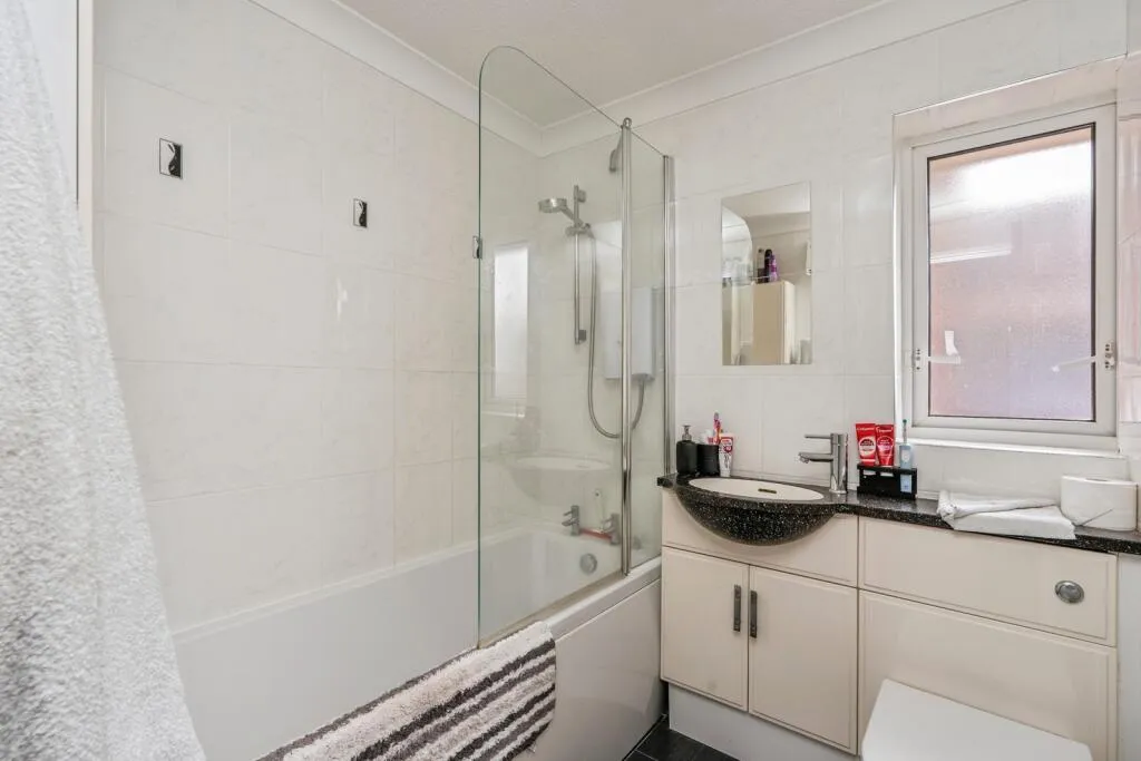 2 bed Apartment