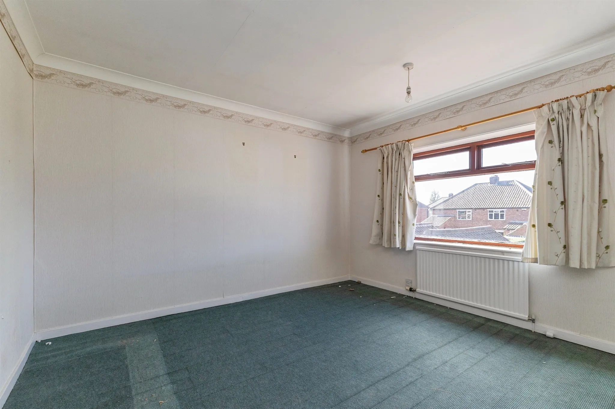 3 bed Semi-Detached