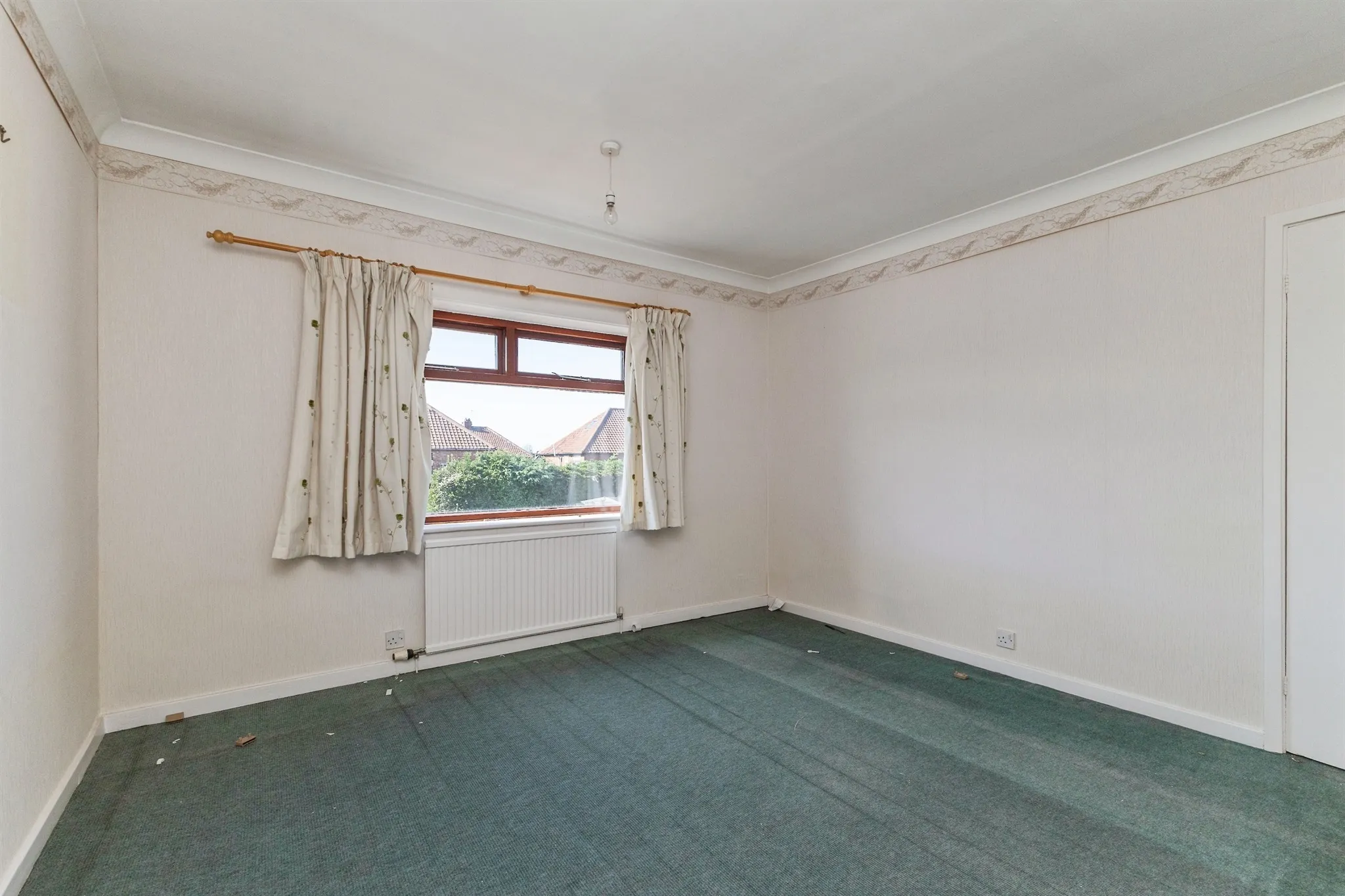 3 bed Semi-Detached