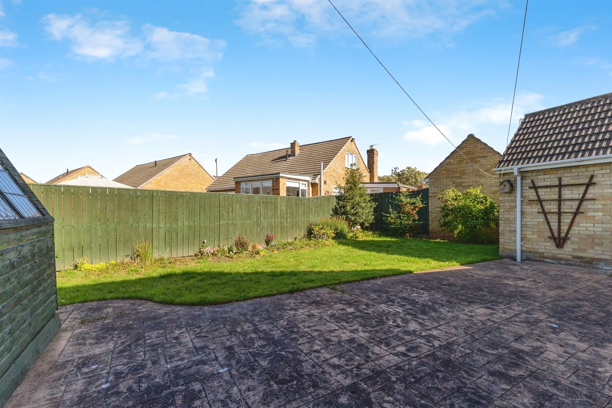 2 bed Semi-Detached Bungalow