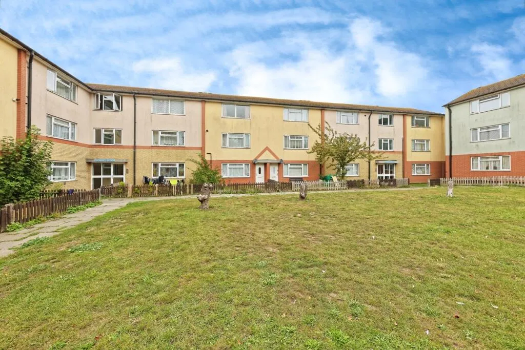3 bed Apartment