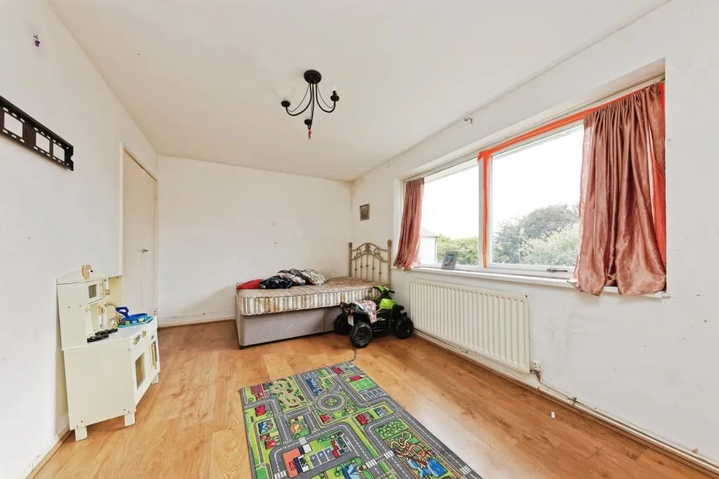 3 bed Apartment