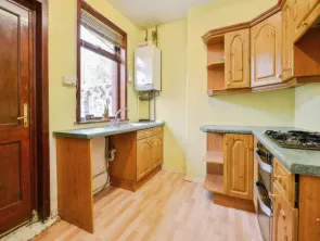 2 bed Semi-Detached