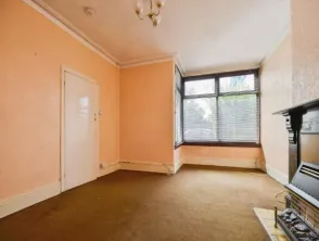 2 bed Semi-Detached