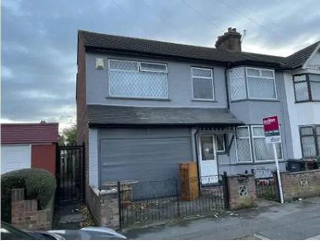 9 Alexandra Road, Chadwell Heath, Romford, Greater London, RM6 6UL