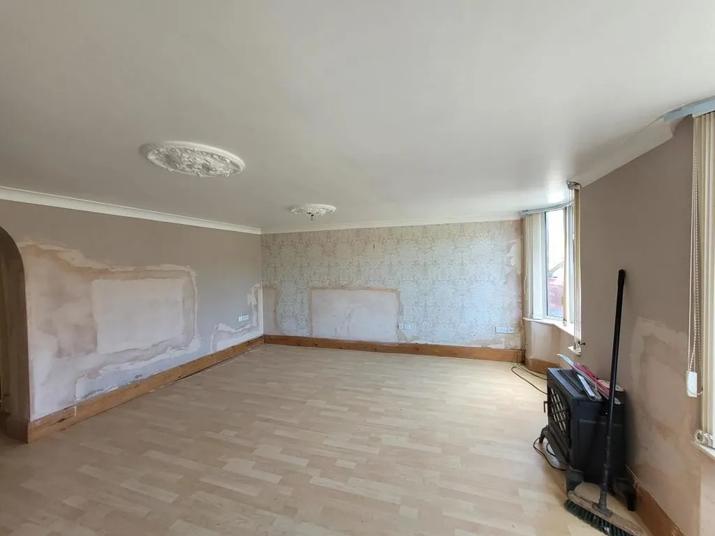 Flat 3, Hallgarth, Grimsby, Lincolnshire DN36 5TQ