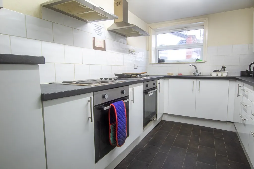 39a & 39b Lord Street, Grimsby, Lincolnshire, DN31 2ND