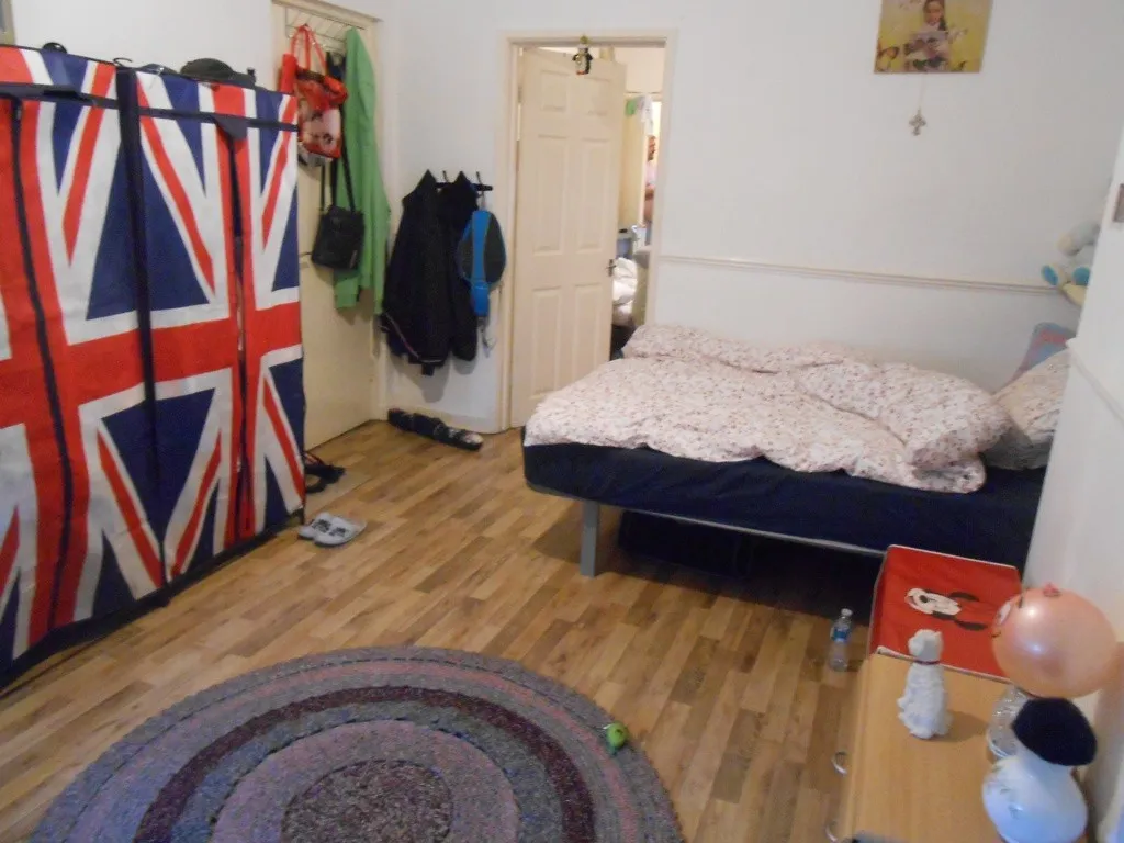 Flat 1-4, 5 Woodfield Road, Doncaster, South Yorkshire, DN4 8EP