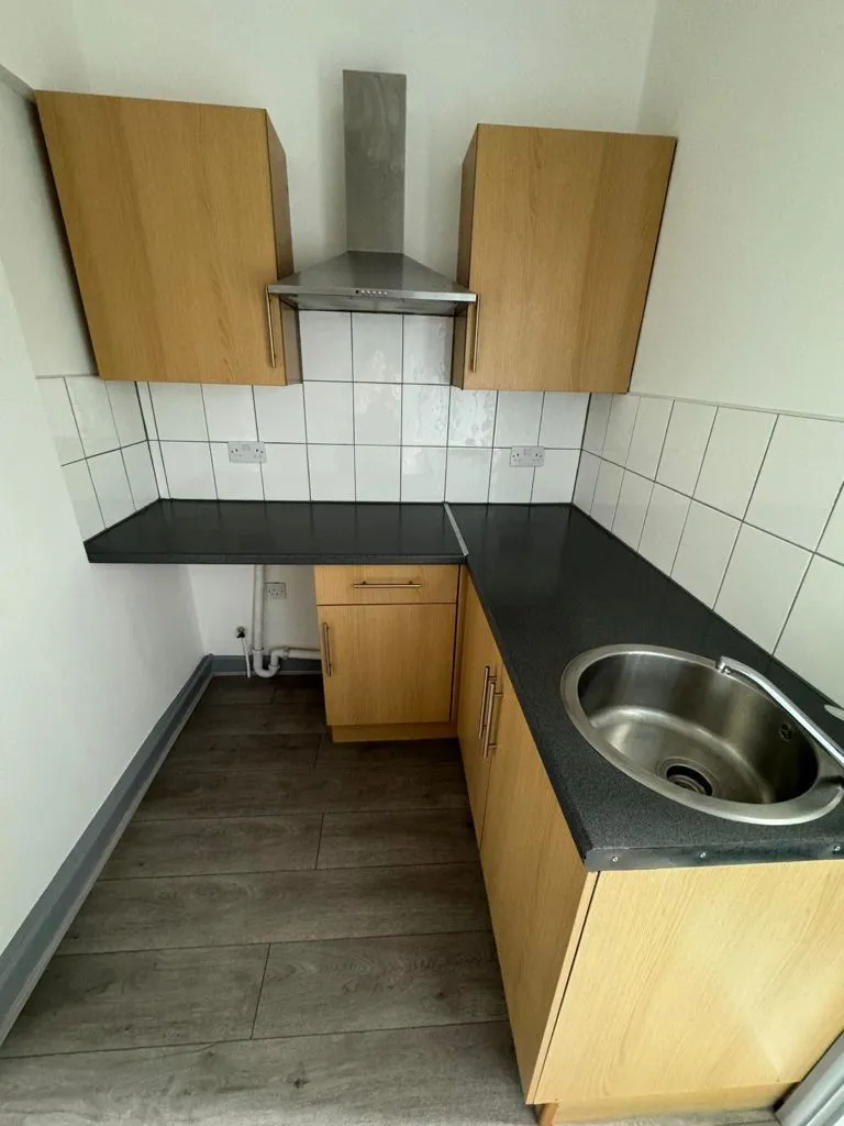 Flat 1-4, 5 Woodfield Road, Doncaster, South Yorkshire, DN4 8EP