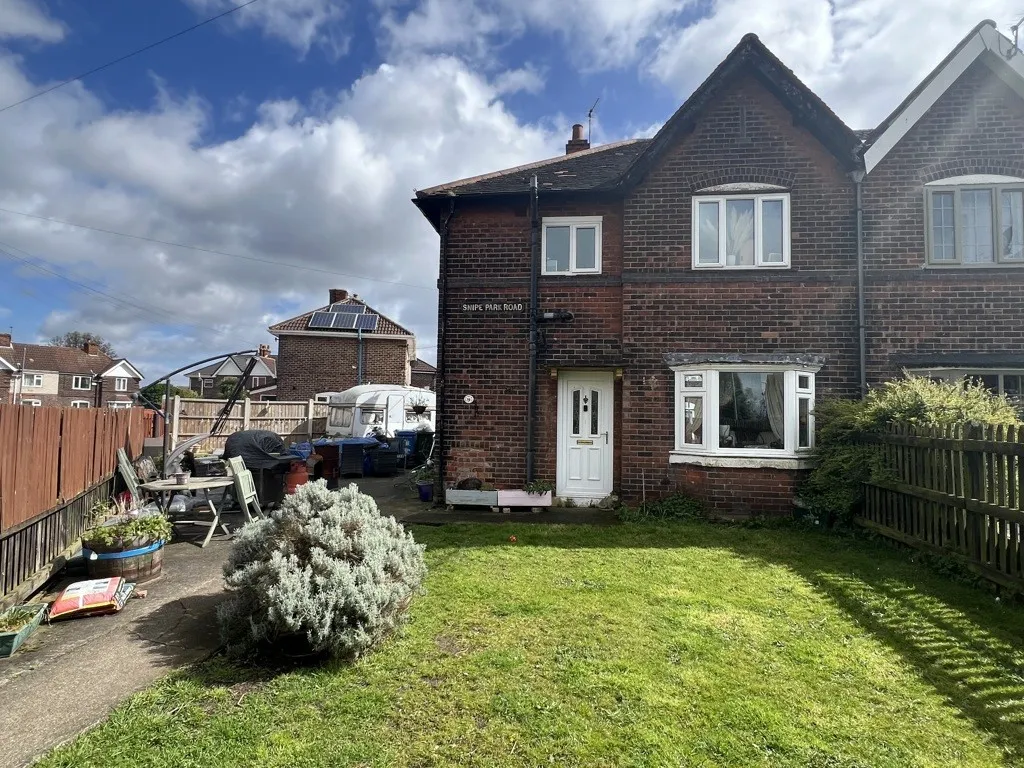 16 Snipe Park Road, Bircotes, Doncaster, South Yorkshire, DN11 8DG
