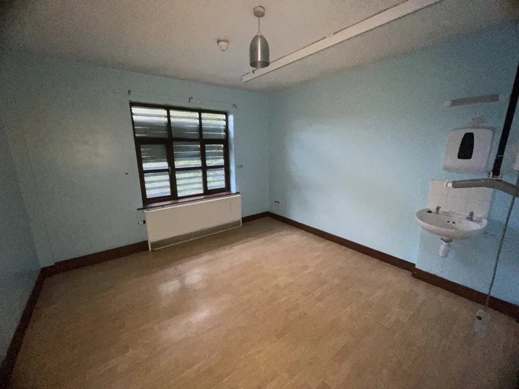 Fernlea, 59 Fort Ann Road, Soothill, Batley, West Yorkshire, WF17 6LS