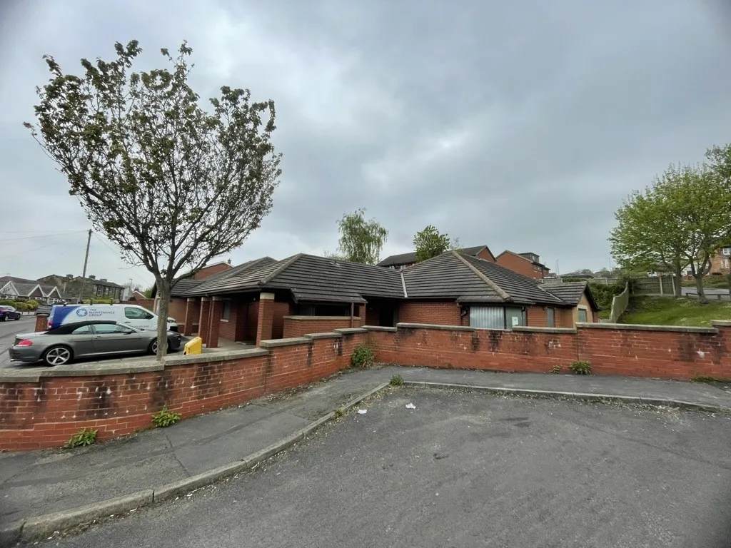 Fernlea, 59 Fort Ann Road, Soothill, Batley, West Yorkshire, WF17 6LS