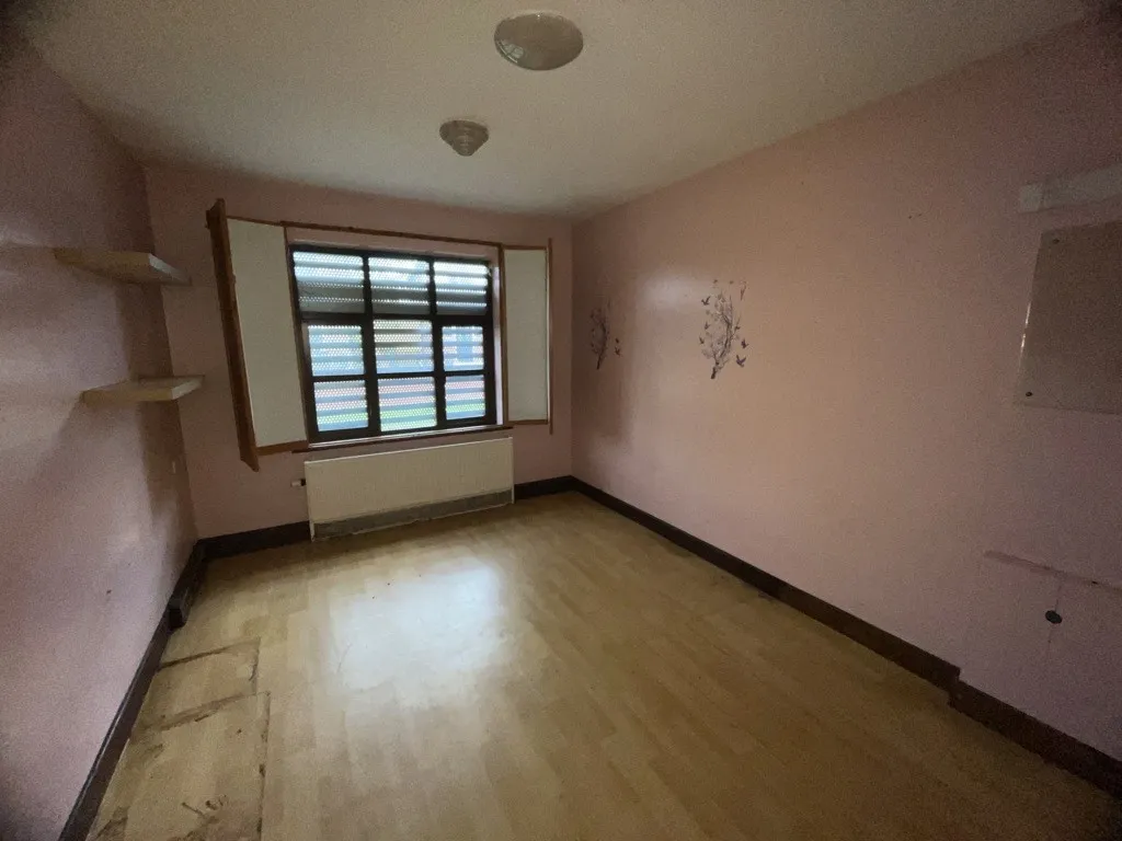 Fernlea, 59 Fort Ann Road, Soothill, Batley, West Yorkshire, WF17 6LS