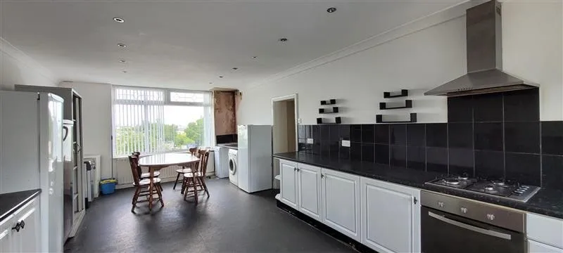 176-178 Gelderd Road, Leeds, West Yorkshire, LS12 6DL