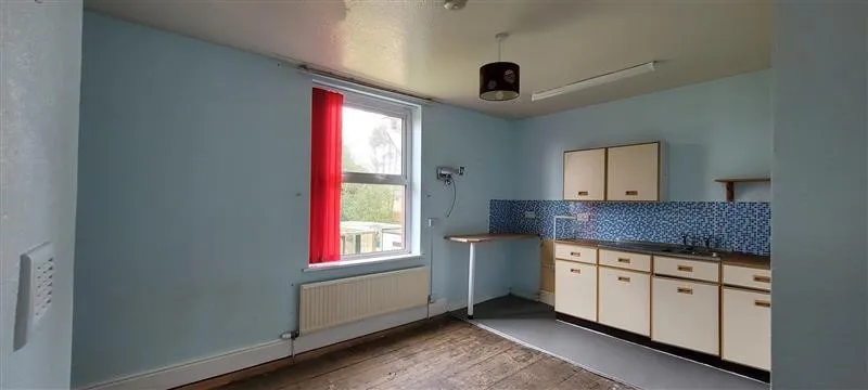 94 Radcliffe Road, Haugh, Bolton, Lancashire, BL2 1NU