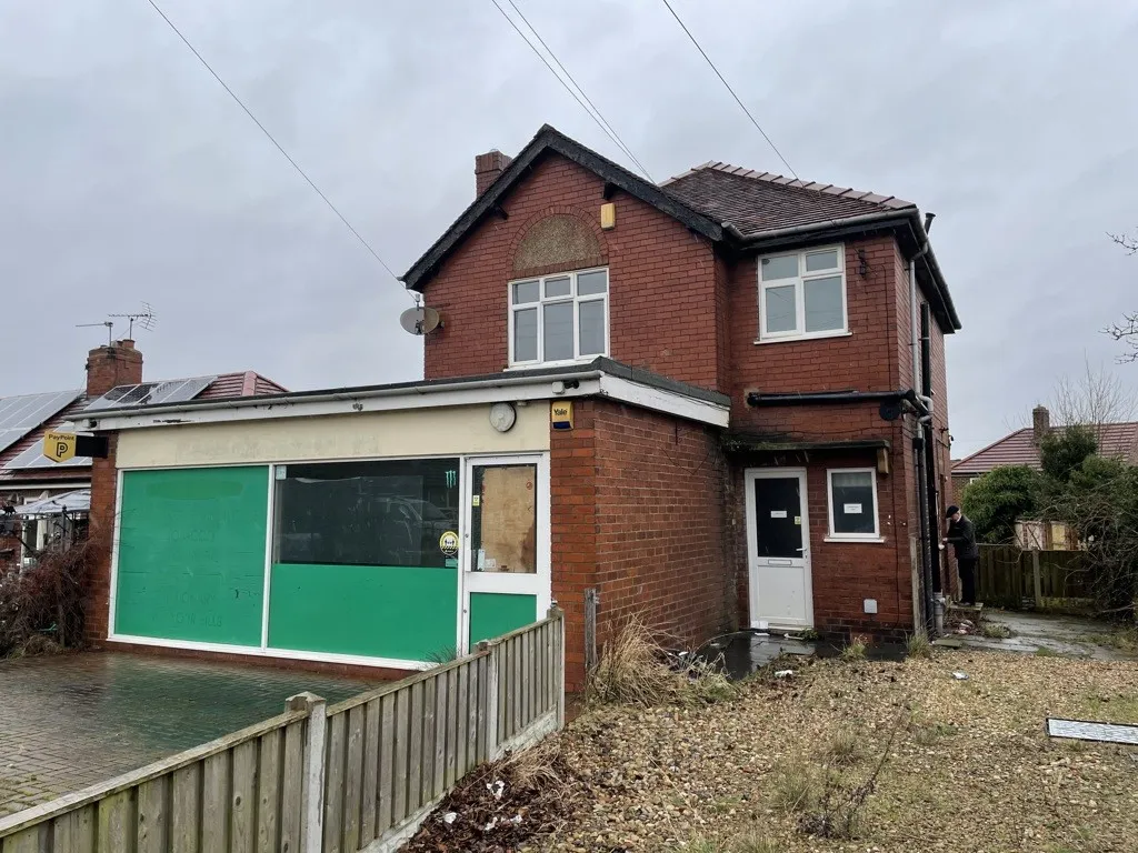 1 Kirkthorpe Lane, Kirkthorpe, Wakefield, West Yorkshire, WF1 5TA