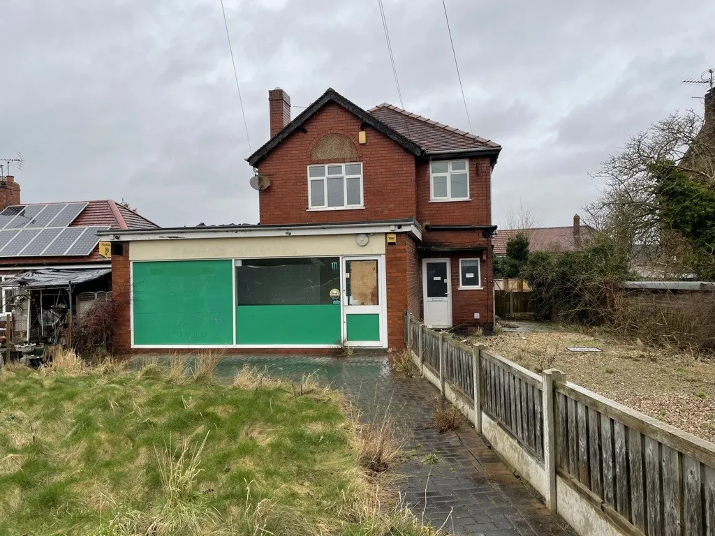 1 Kirkthorpe Lane, Kirkthorpe, Wakefield, West Yorkshire, WF1 5TA