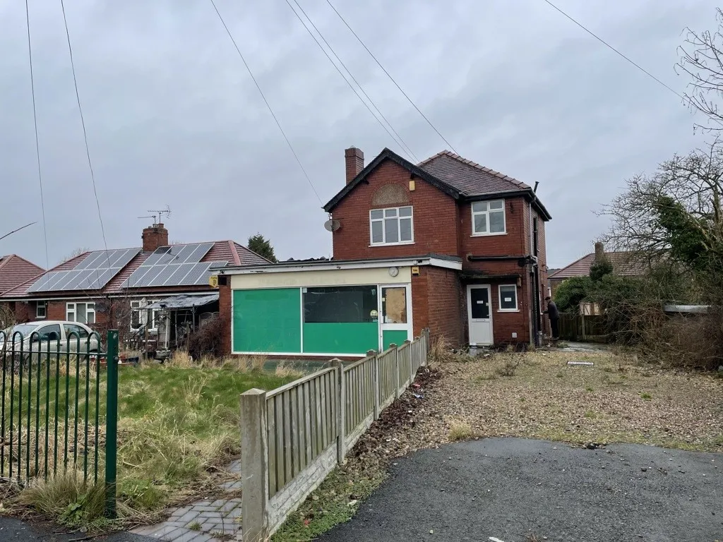 1 Kirkthorpe Lane, Kirkthorpe, Wakefield, West Yorkshire, WF1 5TA