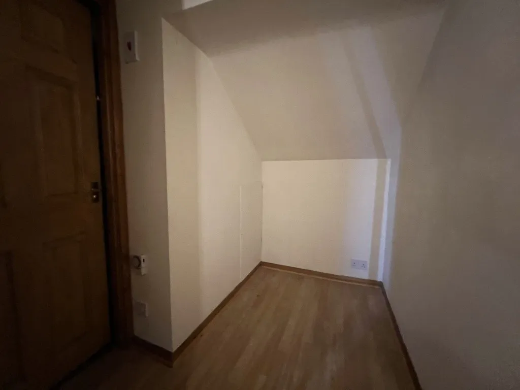 94 Cross Lane, Crookes, Sheffield, South Yorkshire, S10 1WL