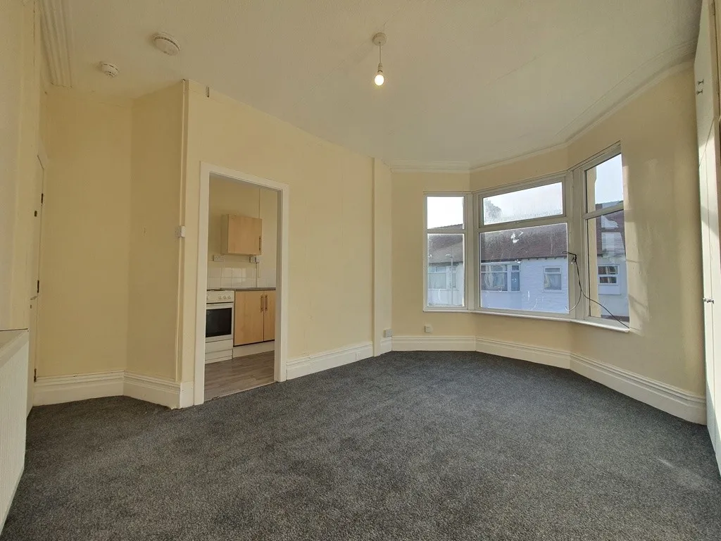 14 Brighton Avenue, Blackpool, Lancashire, FY4 1HL