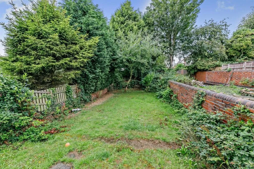 13 Wheatcroft Road, Rawmarsh, Rotherham, South Yorkshire, S62 5JR