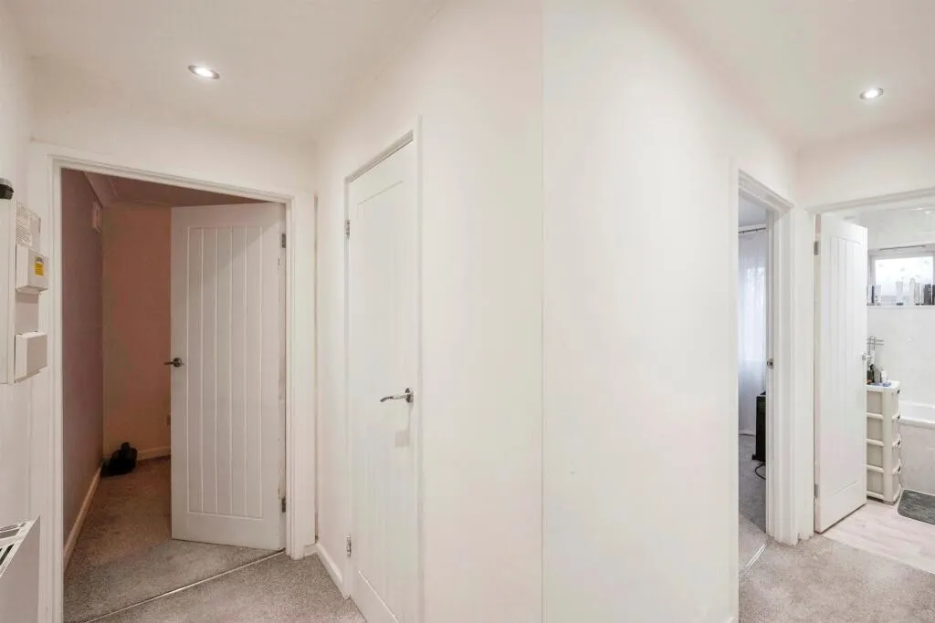 64 Queen Street, Balby, Doncaster, South Yorkshire, DN4 8AB