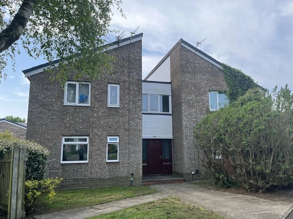 Block Of Flats 32-46 New Drake Green, Westhoughton, Bolton, Lancashire, BL5 2RF