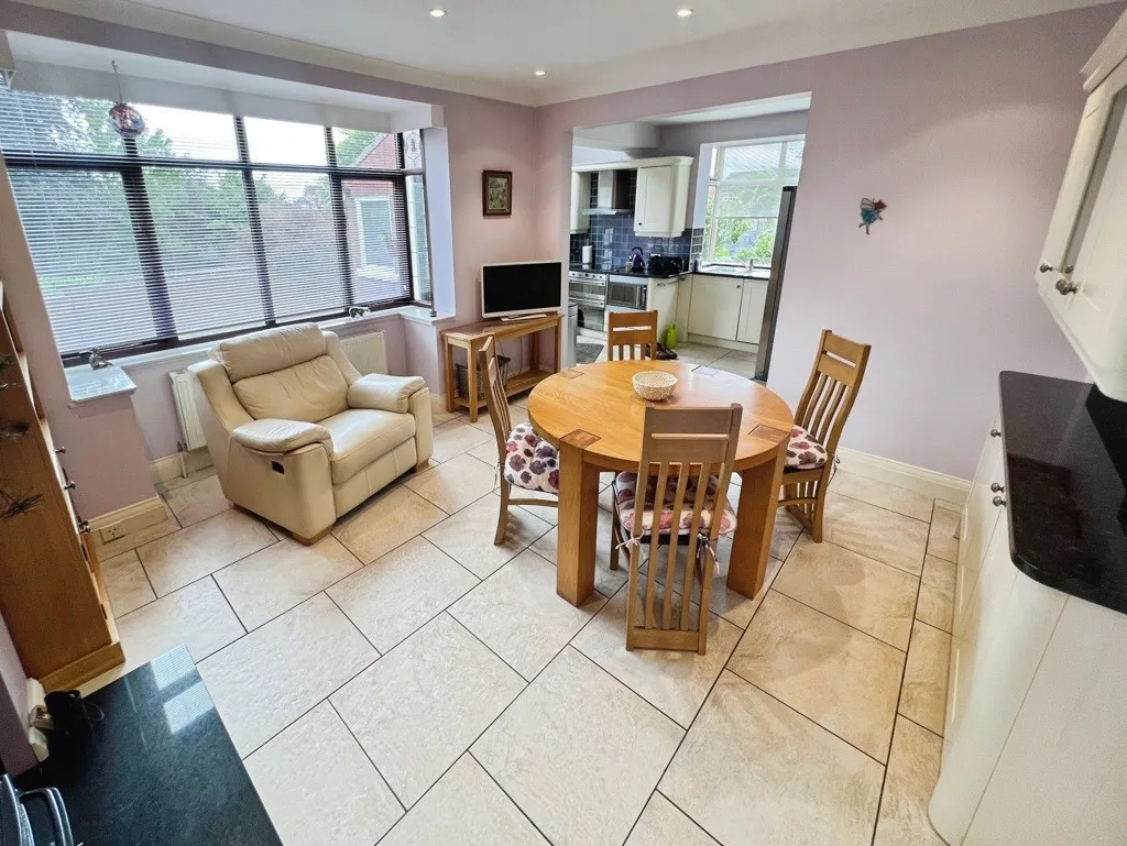 560 Radcliffe Road, Bolton, Lancashire, BL3 1AN