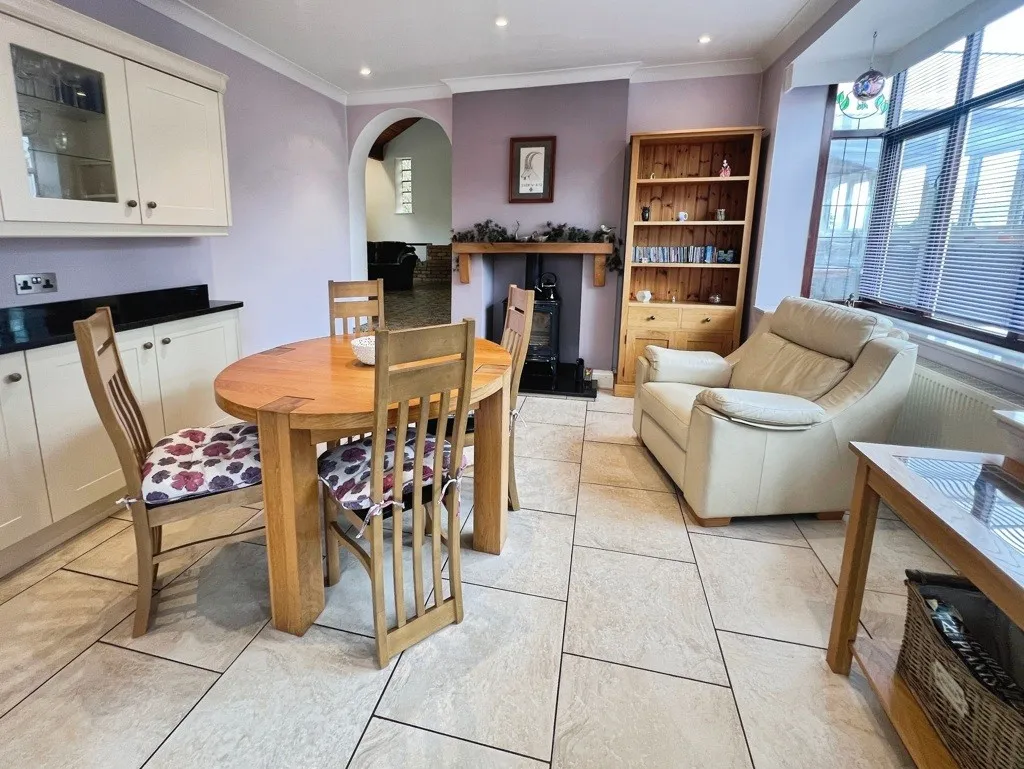 560 Radcliffe Road, Bolton, Lancashire, BL3 1AN