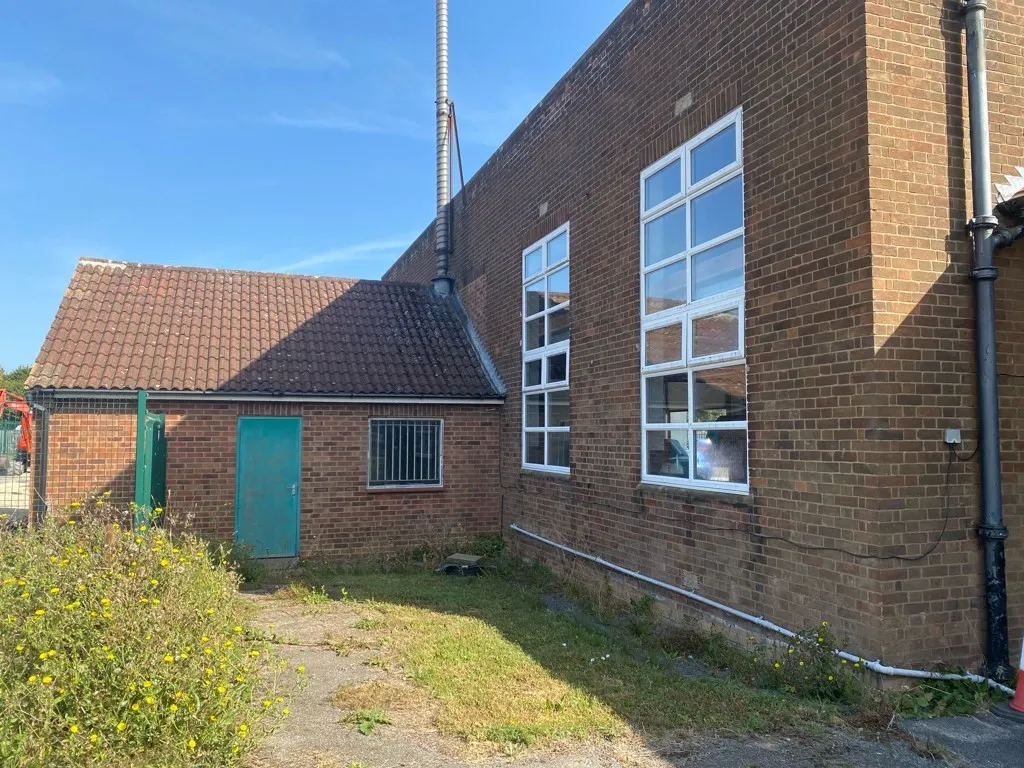 Commercial Units, Manby Middlegate, Manby, Louth, Lincolnshire, LN11 8EB