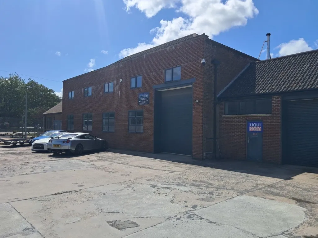 Commercial Units, Manby Middlegate, Manby, Louth, Lincolnshire, LN11 8EB