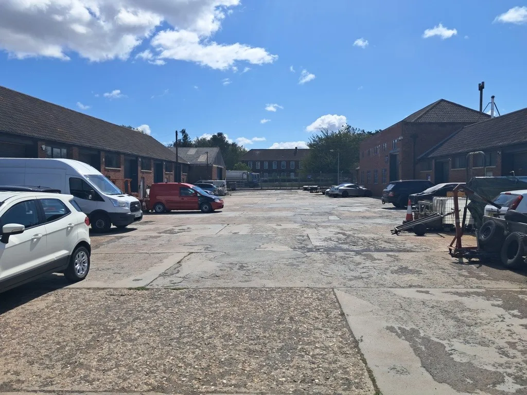 Commercial Units, Manby Middlegate, Manby, Louth, Lincolnshire, LN11 8EB