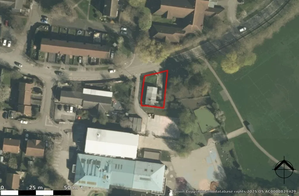 Bungalow, Rigton Drive, Leeds, West Yorkshire, LS9 7PY