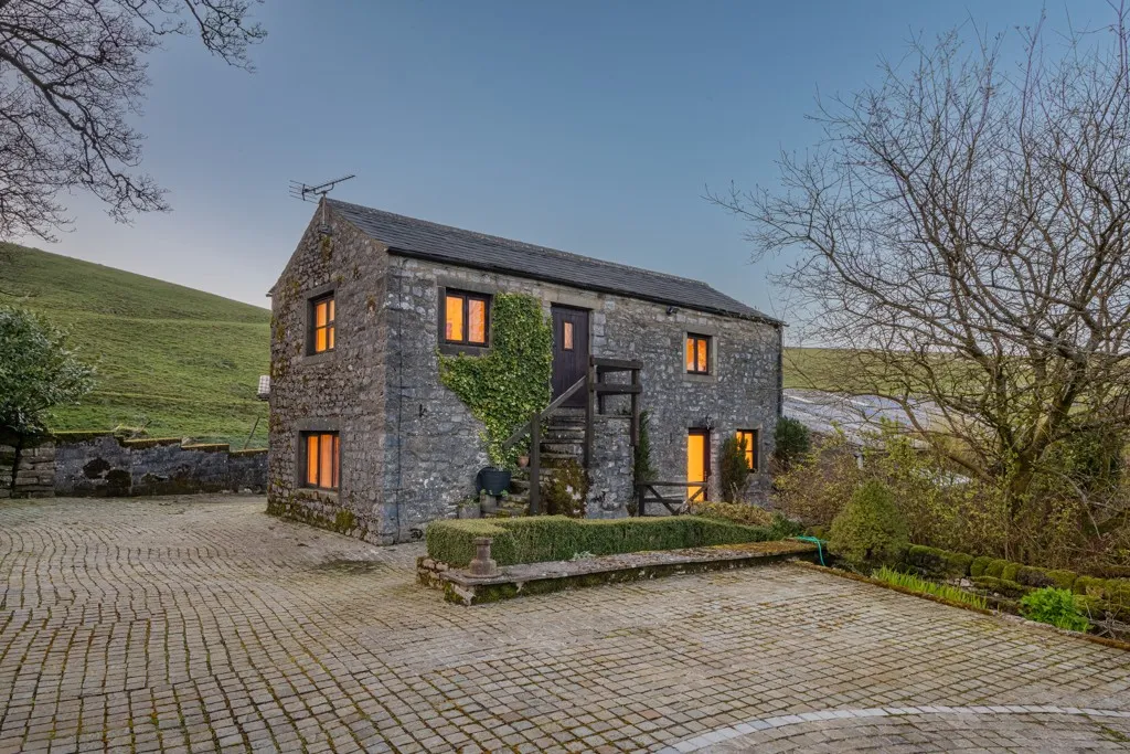 Capon Hall, Malham Moor, Settle, North Yorkshire, BD24 9PR