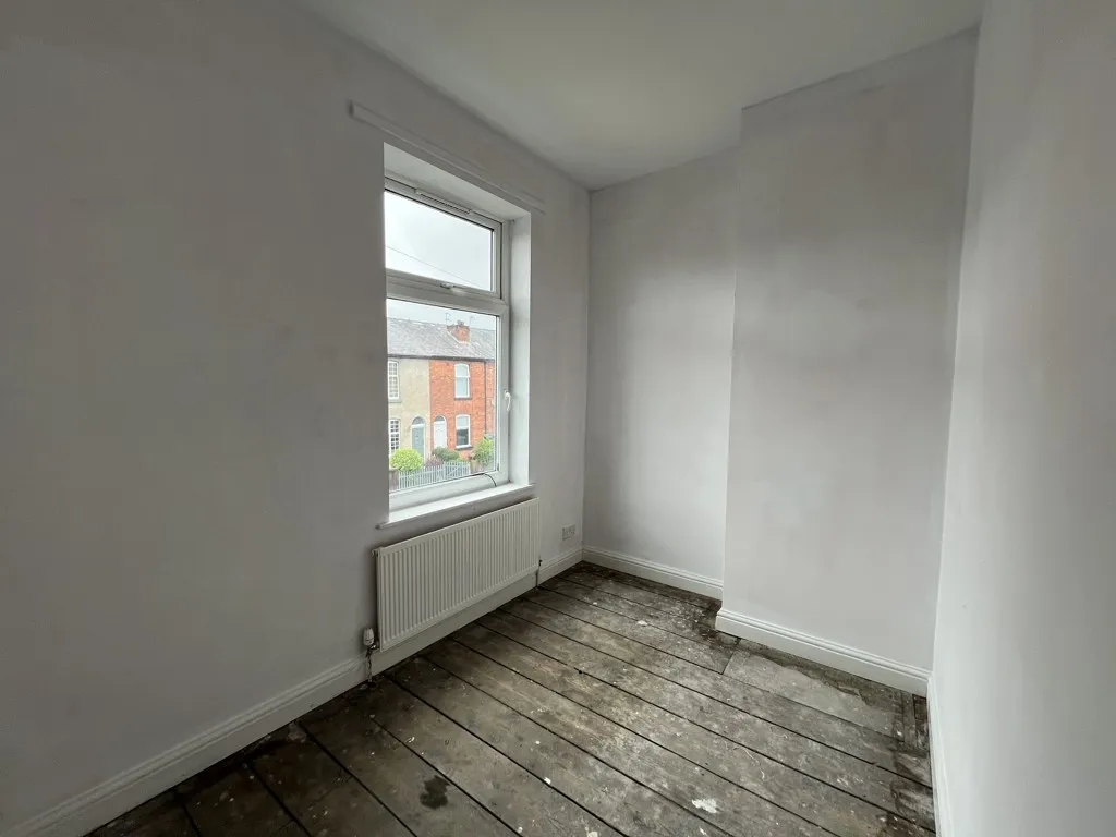 37 Warren Road, Stockport, Cheshire, SK3 8HG
