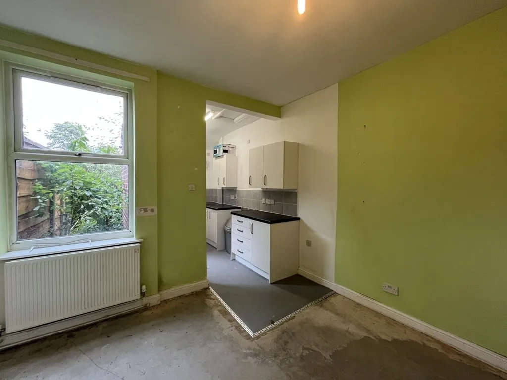 37 Warren Road, Stockport, Cheshire, SK3 8HG