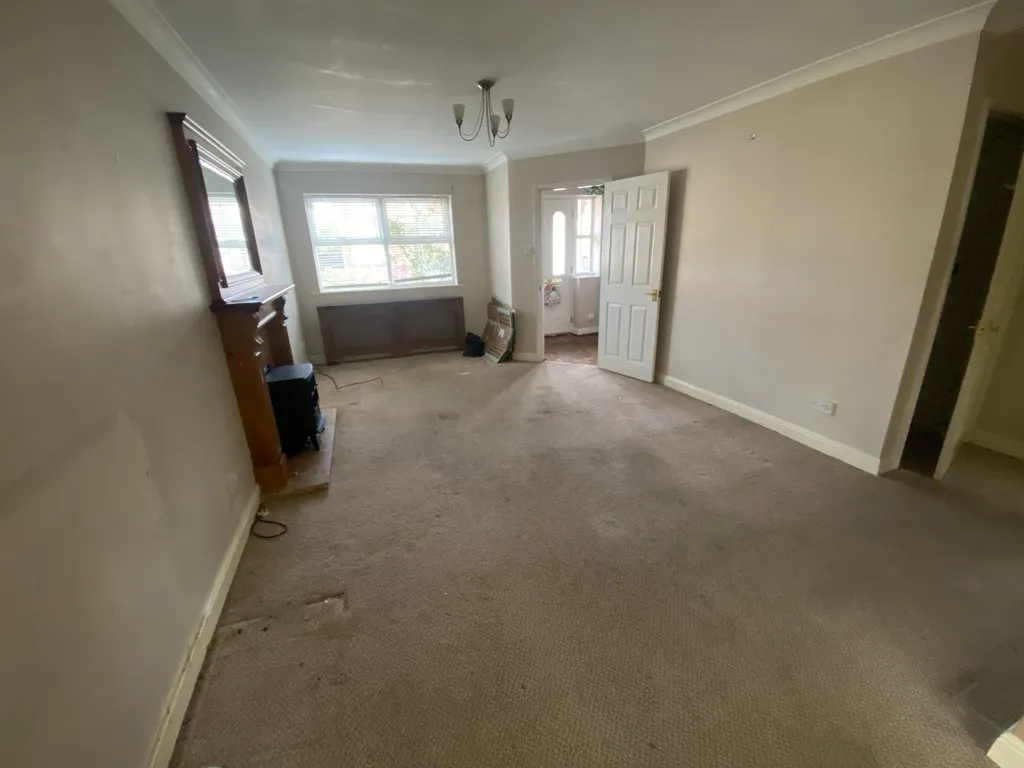 14 Greenfields Way, Carlton-In-Lindrick, Worksop, Nottinghamshire, S81 9TD