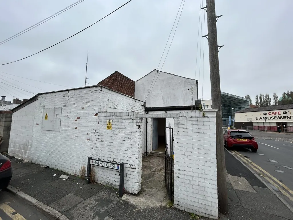 99 Duke Street, St. Helens, Merseyside, WA10 2JG