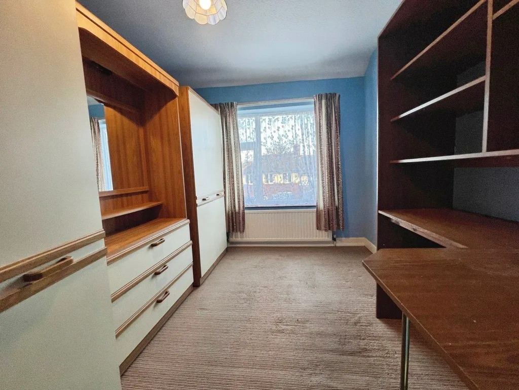 1052 Chorley Old Road, Bolton, Lancashire, BL1 5SE