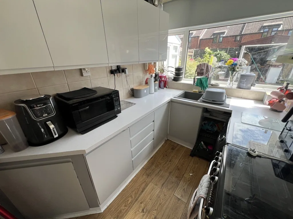 115 Long Lane, Bolton, Lancashire, BL2 6EU