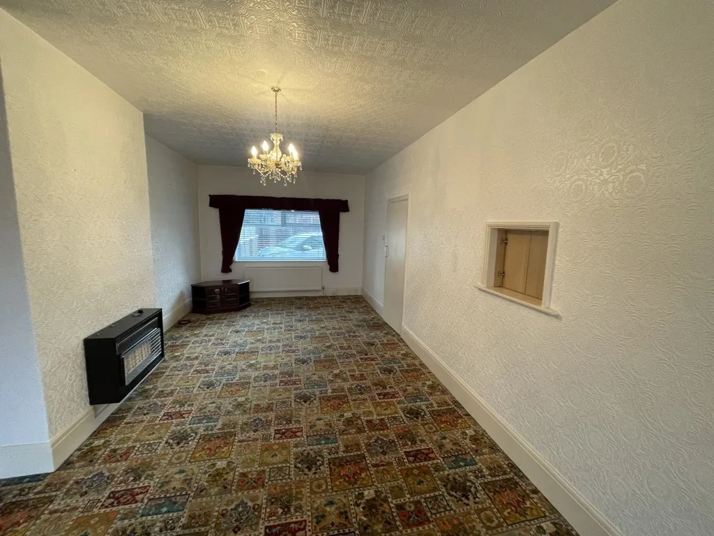 14 Newton Drive East, Blackpool, Lancashire, FY3 8QH