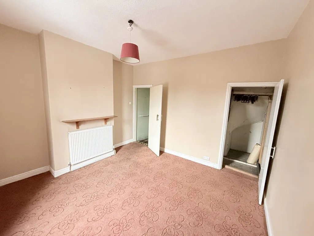 101 Station Road, Chapeltown, Sheffield, South Yorkshire, S35 2XF